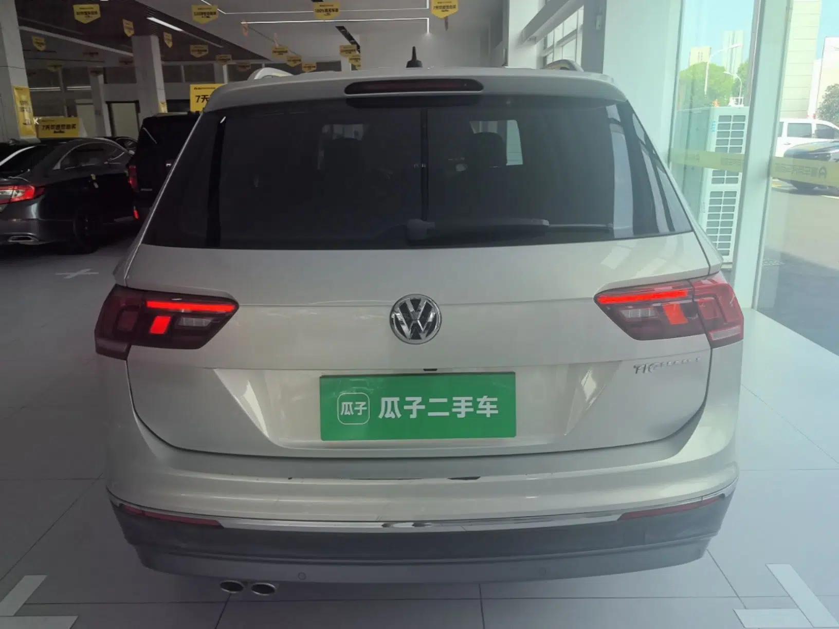 Volkswagen Tiguan L 2020 330TSI Automatic Two-Wheel Drive Smart Luxury Edition China VI Standard — миниатюра 5