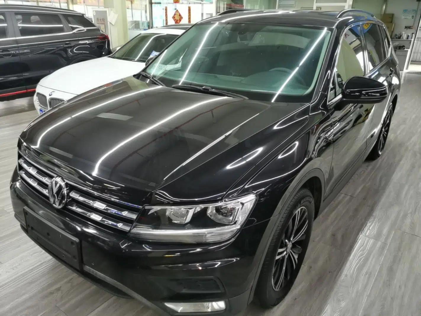 Volkswagen Tiguan L 2020 330TSI Automatic Two-Wheel Drive Luxury Edition China VI Standard — миниатюра 1