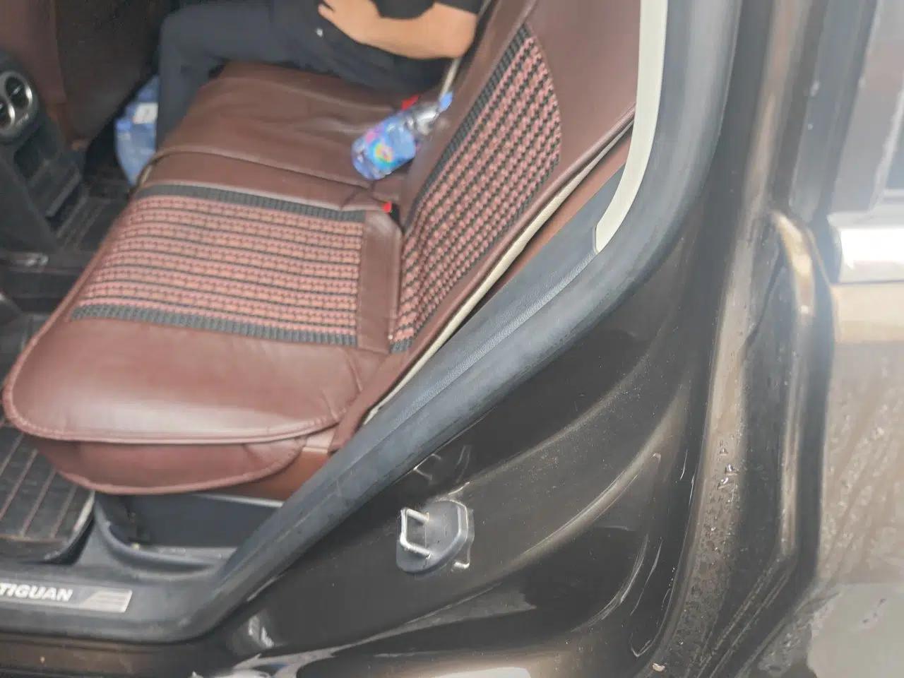 Volkswagen Tiguan 2015 1.8TSI Automatic Two-Wheel Drive Luxury Model — миниатюра 17