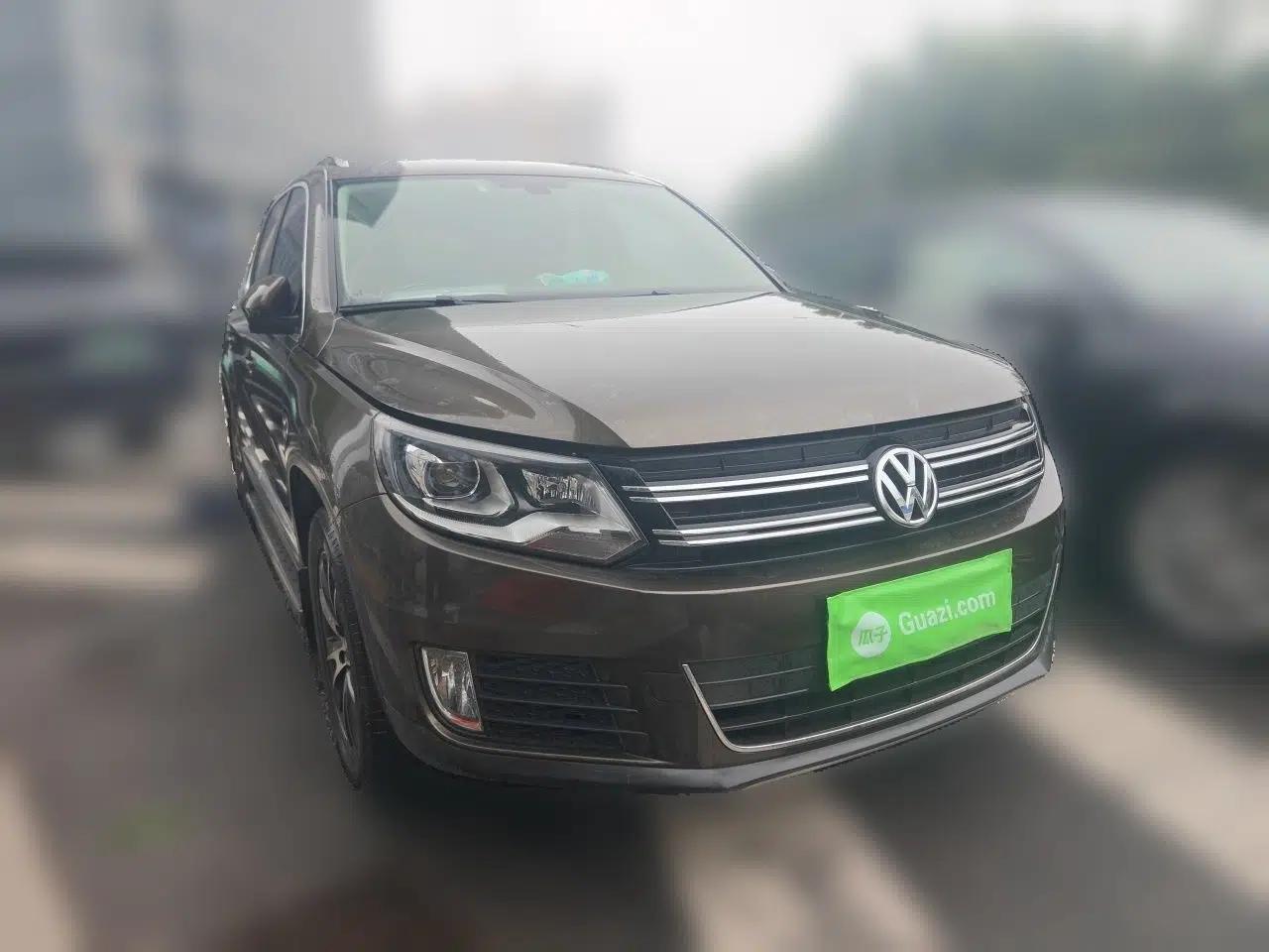 Volkswagen Tiguan 2015 1.8TSI Automatic Two-Wheel Drive Luxury Model — миниатюра 3