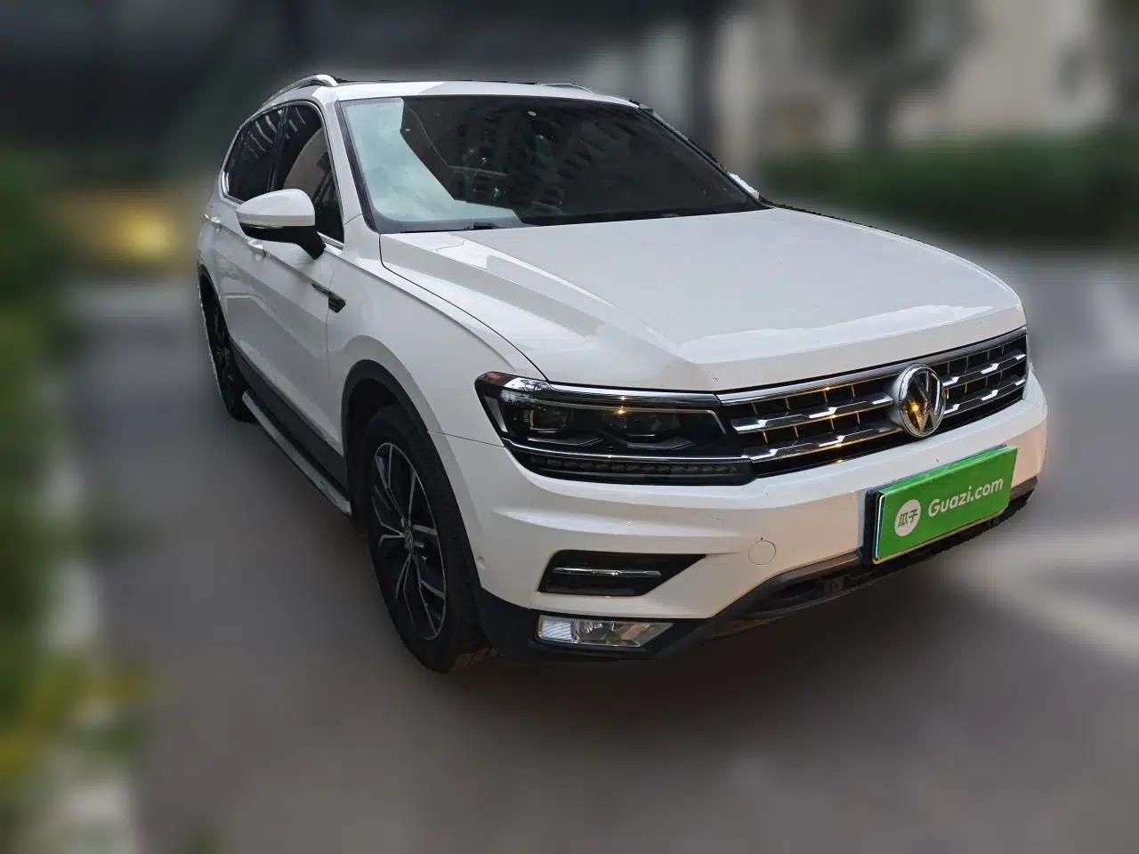 Volkswagen Tiguan L 2017 330TSI Automatic Two-Wheel Drive Flagship Edition — миниатюра 3