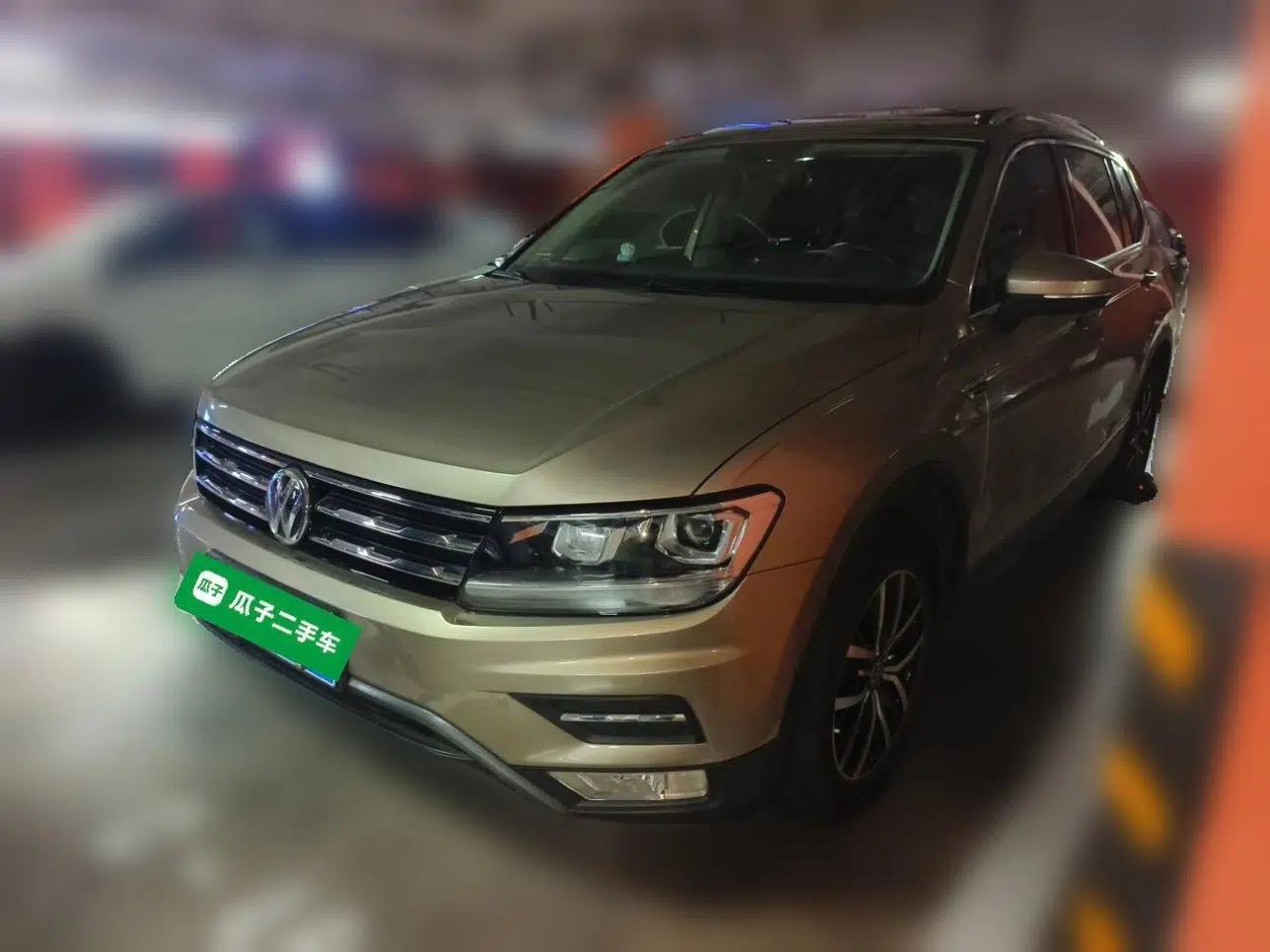 Volkswagen Tiguan L 2017 330TSI Automatic Two-Wheel Drive Luxury Edition — миниатюра 1