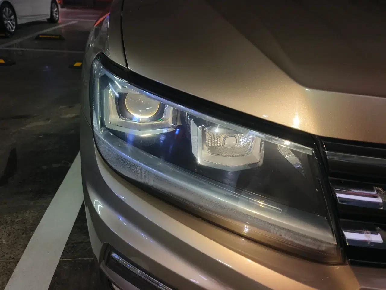 Volkswagen Tiguan L 2017 330TSI Automatic Two-Wheel Drive Luxury Edition — миниатюра 7