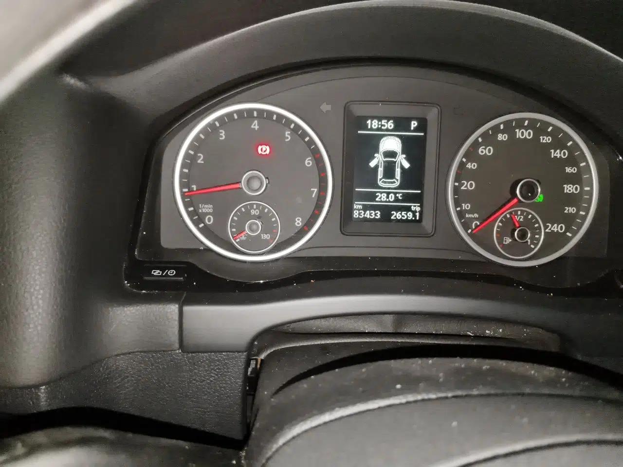 Volkswagen Tiguan 2016 280TSI Automatic Two-Wheel-Drive Silk Road Style Edition — миниатюра 12