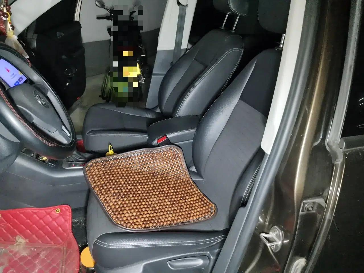 Volkswagen Tiguan 2016 280TSI Automatic Two-Wheel-Drive Silk Road Style Edition — миниатюра 15