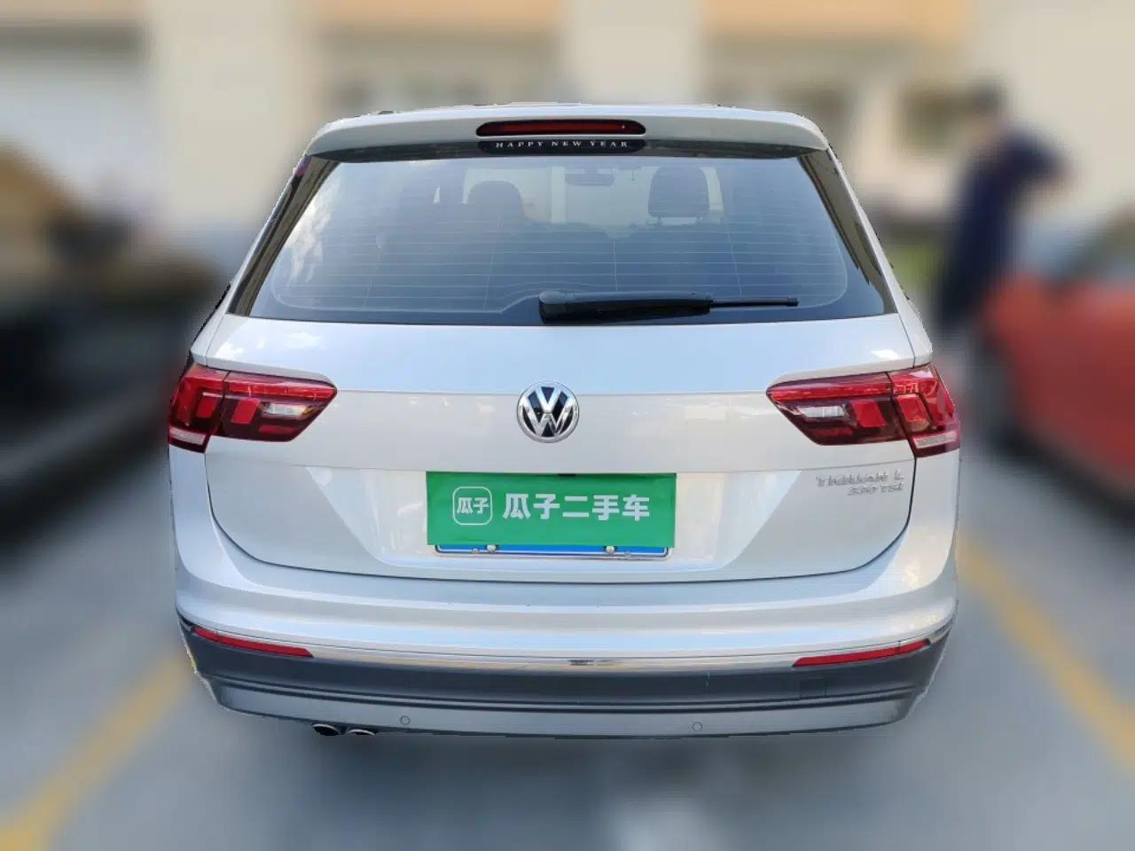 Volkswagen Tiguan L 2019 Revised 330TSI Automatic Two-Wheel Drive Smart & Luxury Edition China VI Standard — миниатюра 5