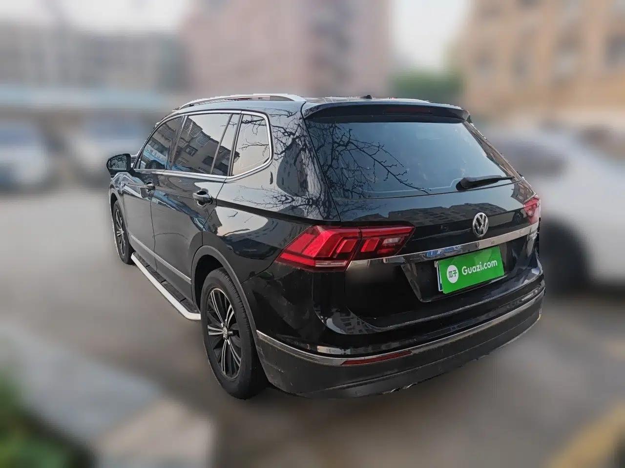 Volkswagen Tiguan L 2019 330TSI Automatic Two-Wheel Drive Panoramic Comfort Edition China VI Standard — миниатюра 4