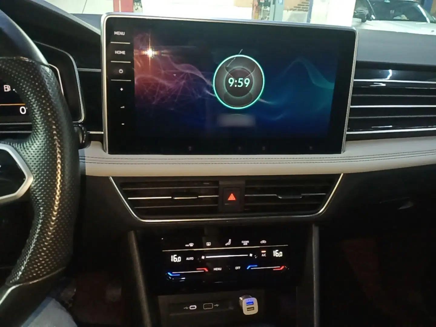 Volkswagen Tiguan L 2022 330TSI Automatic Two-Wheel Drive Smart Edition — миниатюра 12