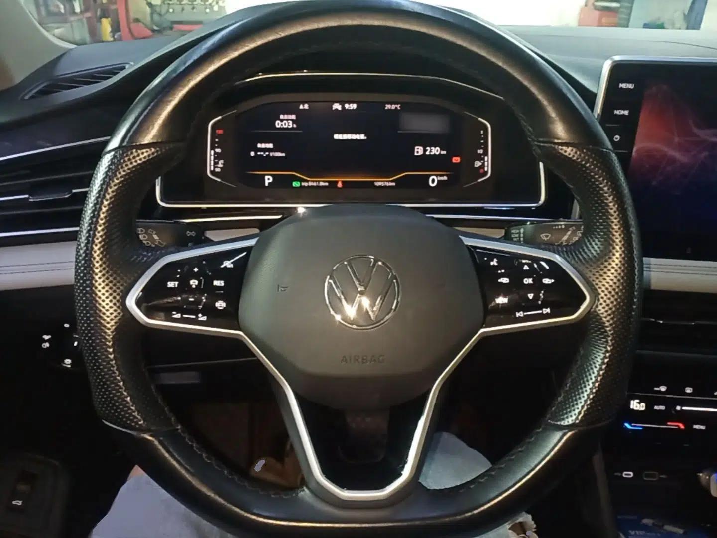 Volkswagen Tiguan L 2022 330TSI Automatic Two-Wheel Drive Smart Edition — миниатюра 13