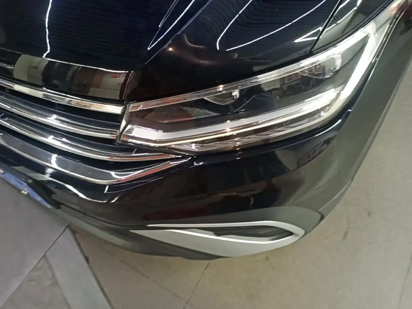 Volkswagen Tiguan L 2022 330TSI Automatic Two-Wheel Drive Smart Edition — миниатюра 8