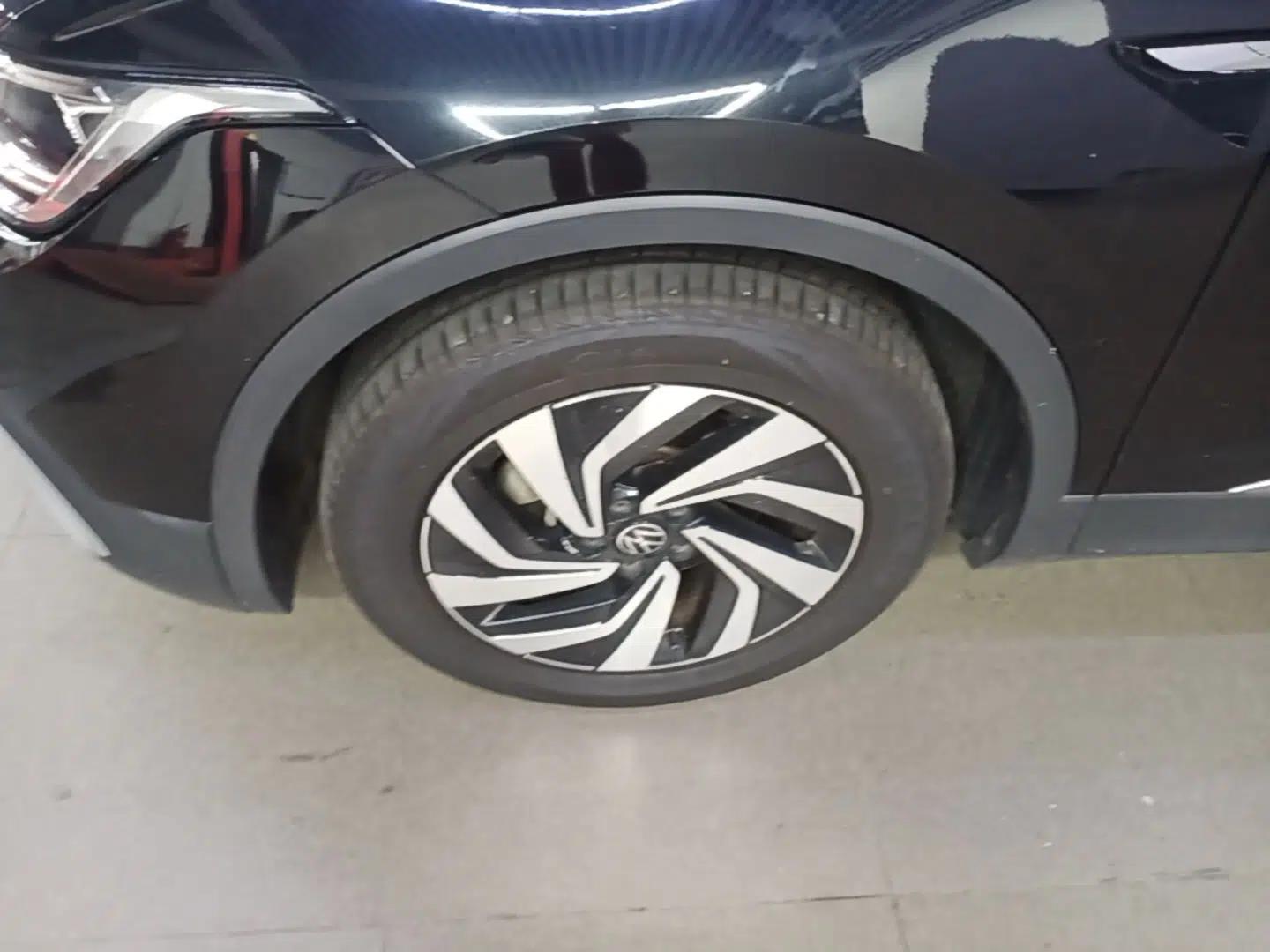 Volkswagen Tiguan L 2022 330TSI Automatic Two-Wheel Drive Smart Edition — миниатюра 10