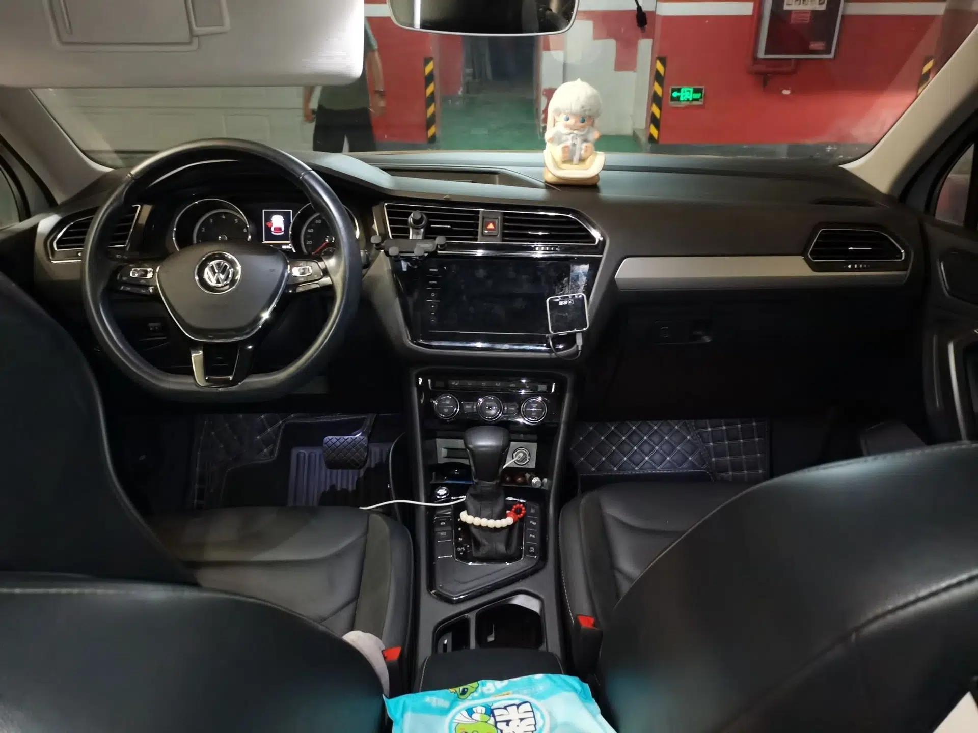 Volkswagen Tiguan L 2019 330TSI Automatic Two-Wheel Drive Smart Luxury Version China VI Standard — миниатюра 9
