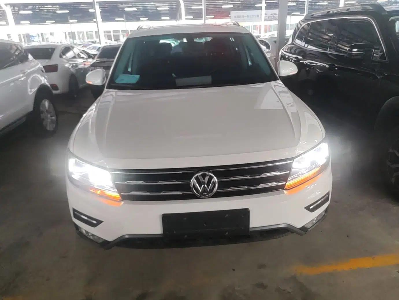 Volkswagen Tiguan L 2019 330TSI Automatic Two-Wheel Drive Smart Luxury Version China VI Standard — миниатюра 2