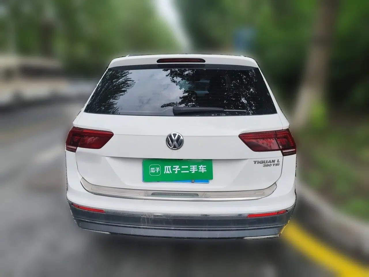 Volkswagen Tiguan L 2017 380TSI Automatic All-Wheel-Drive Luxury Edition — миниатюра 5