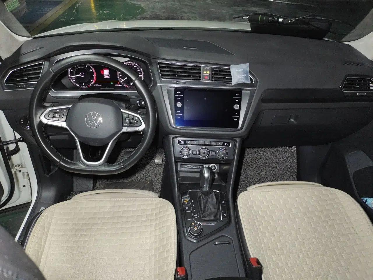 Volkswagen Tiguan 2018 330TSI All-Wheel-Drive Innovation Model — миниатюра 9