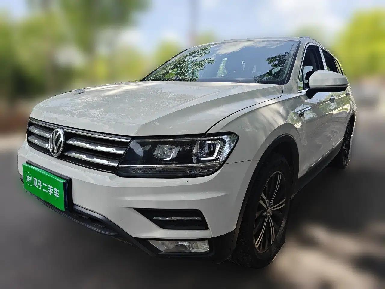 Volkswagen Tiguan L 2019 330TSI Automatic Two-Wheel Drive Panoramic Comfort Edition China VI Standard — миниатюра 1
