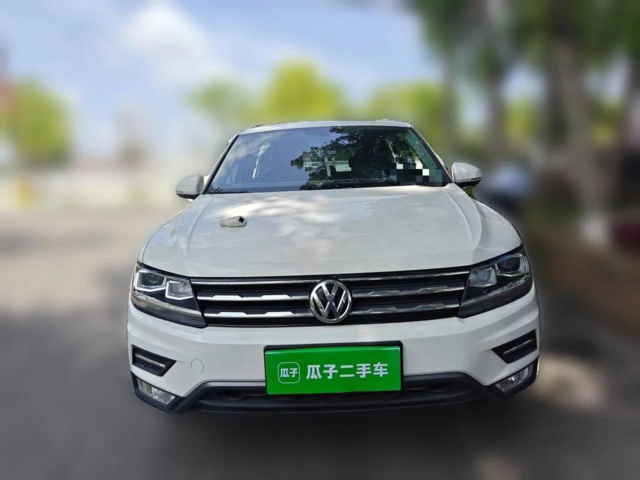 Volkswagen Tiguan L 2019 330TSI Automatic Two-Wheel Drive Panoramic Comfort Edition China VI Standard — миниатюра 2