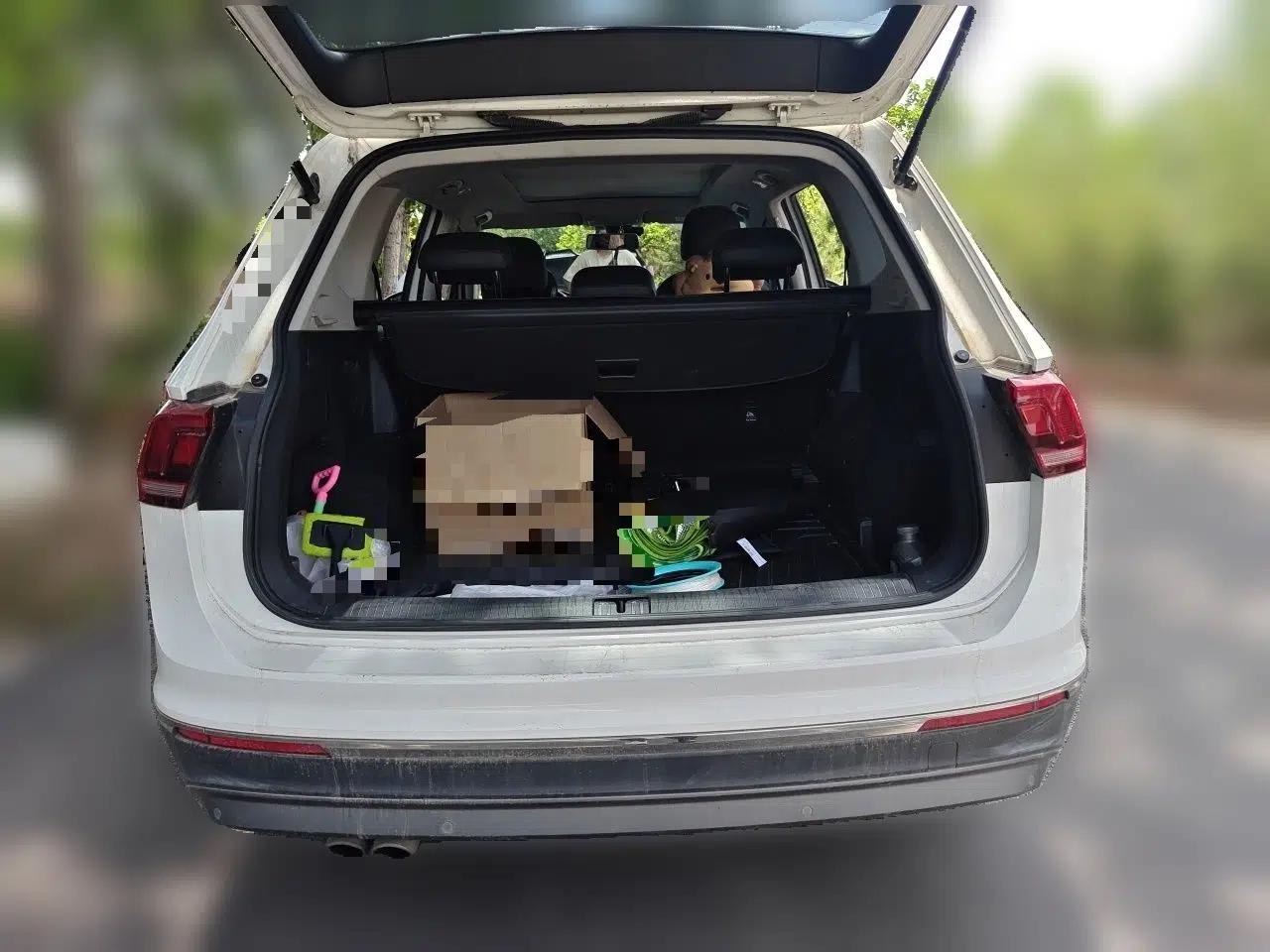 Volkswagen Tiguan L 2019 330TSI Automatic Two-Wheel Drive Panoramic Comfort Edition China VI Standard — миниатюра 19