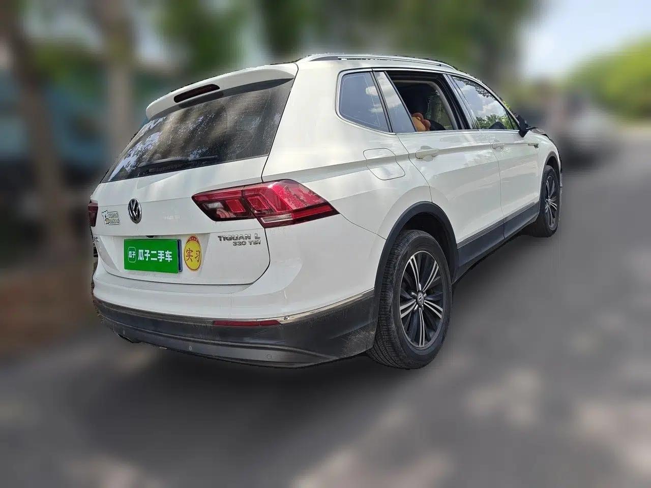 Volkswagen Tiguan L 2019 330TSI Automatic Two-Wheel Drive Panoramic Comfort Edition China VI Standard — миниатюра 6