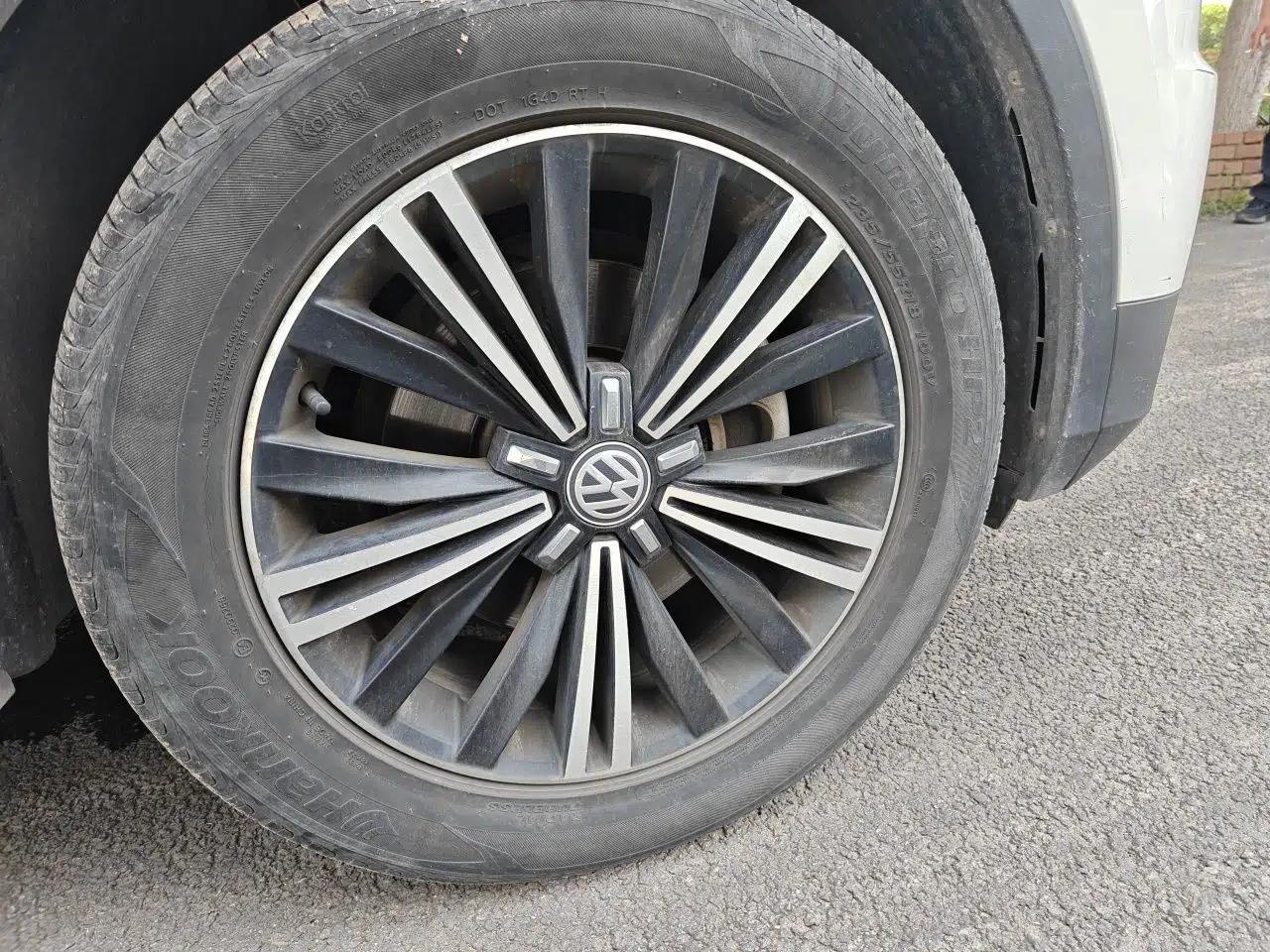 Volkswagen Tiguan L 2019 330TSI Automatic Two-Wheel Drive Panoramic Comfort Edition China VI Standard — миниатюра 8