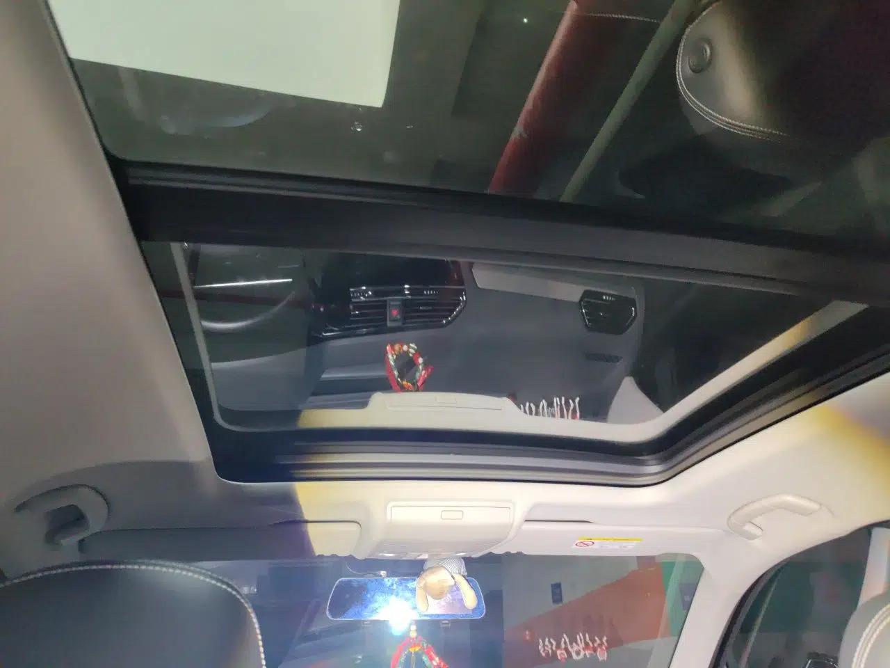 Volkswagen Tiguan L 2021 330TSI Automatic Two-Wheel Drive Smart Edition — миниатюра 22