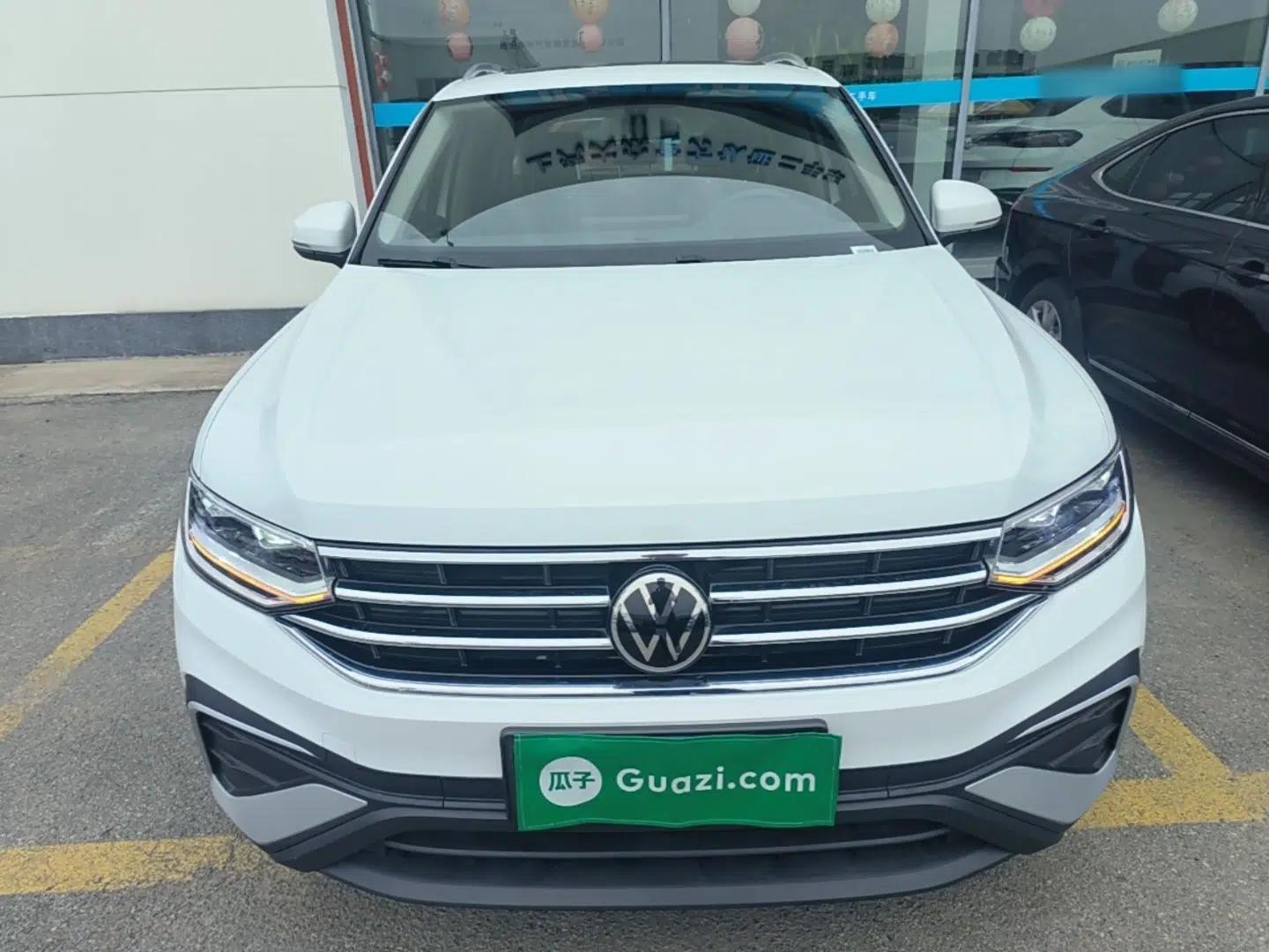 Volkswagen Tiguan L 2024 300TSI Automatic Two-Wheel Drive Smart Edition — миниатюра 2
