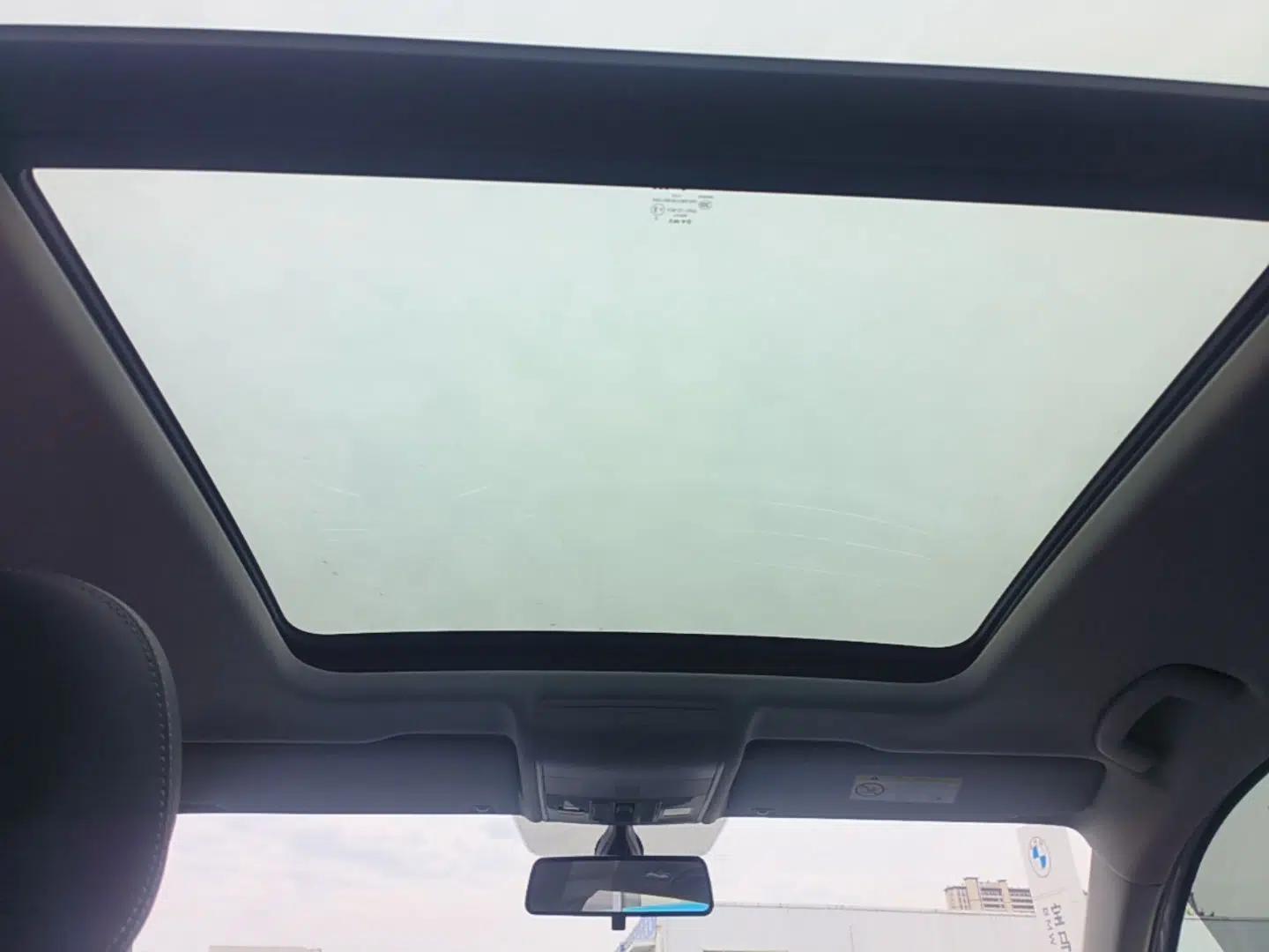 Volkswagen Tiguan L 2024 300TSI Automatic Two-Wheel Drive Smart Edition — миниатюра 26