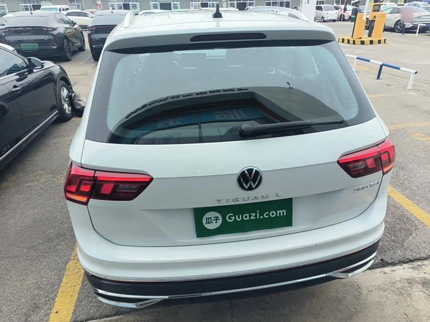Volkswagen Tiguan L 2024 300TSI Automatic Two-Wheel Drive Smart Edition — миниатюра 5