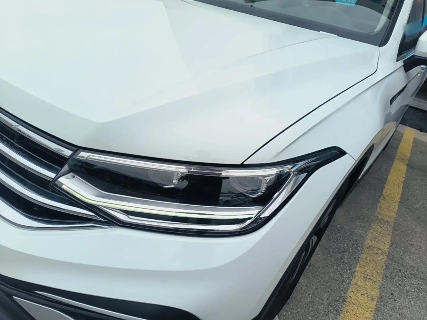 Volkswagen Tiguan L 2024 300TSI Automatic Two-Wheel Drive Smart Edition — миниатюра 8