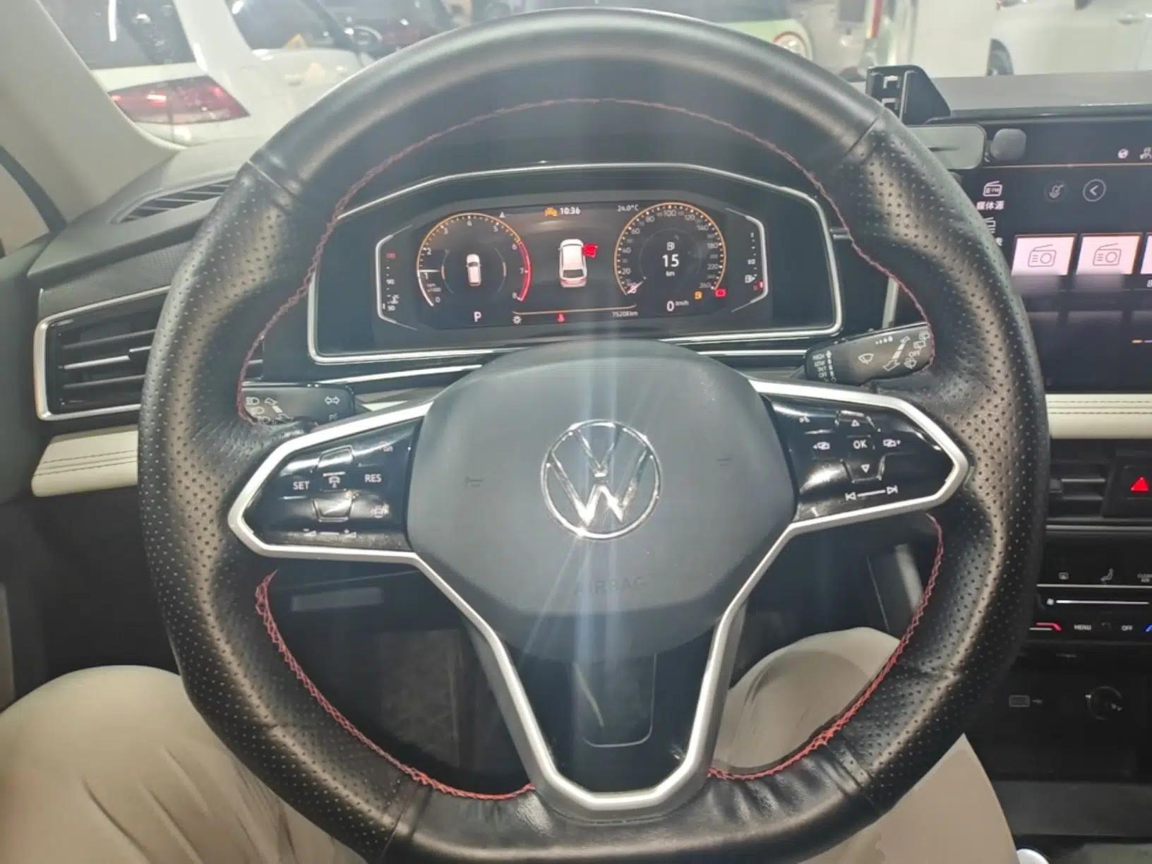 Volkswagen Tiguan L 2023 300TSI Automatic Two-Wheel Drive Smart Edition — миниатюра 13