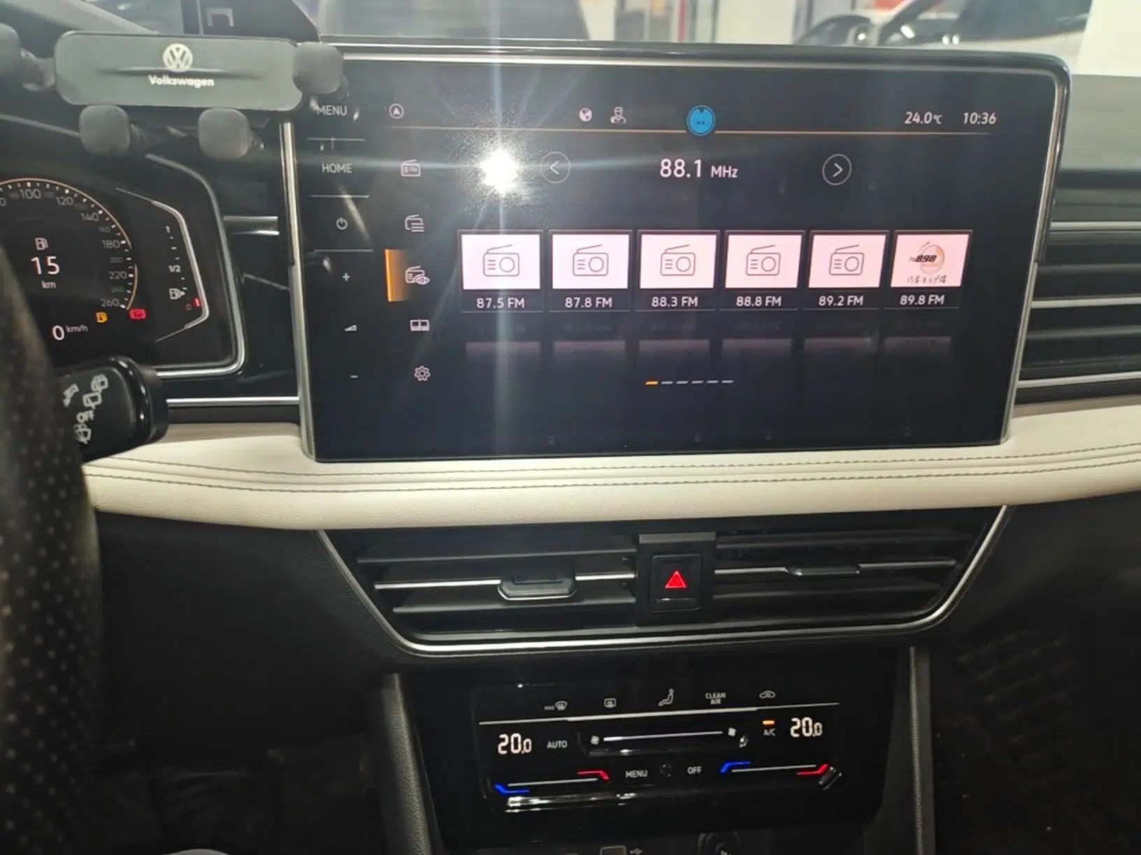 Volkswagen Tiguan L 2023 300TSI Automatic Two-Wheel Drive Smart Edition — миниатюра 15