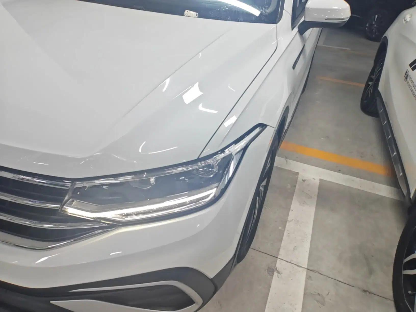 Volkswagen Tiguan L 2023 300TSI Automatic Two-Wheel Drive Smart Edition — миниатюра 8