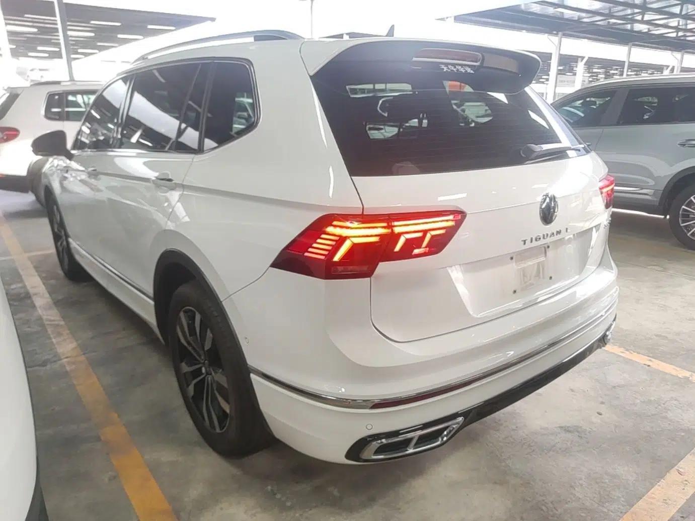 Volkswagen Tiguan L 2022 330TSI Automatic Two-Wheel Drive R-Line Enhanced Edition — миниатюра 13