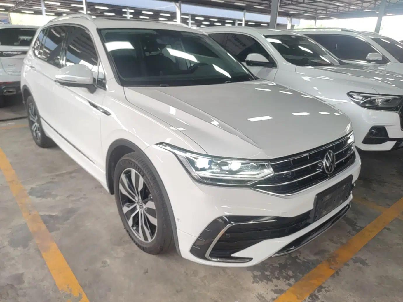 Volkswagen Tiguan L 2022 330TSI Automatic Two-Wheel Drive R-Line Enhanced Edition — миниатюра 3