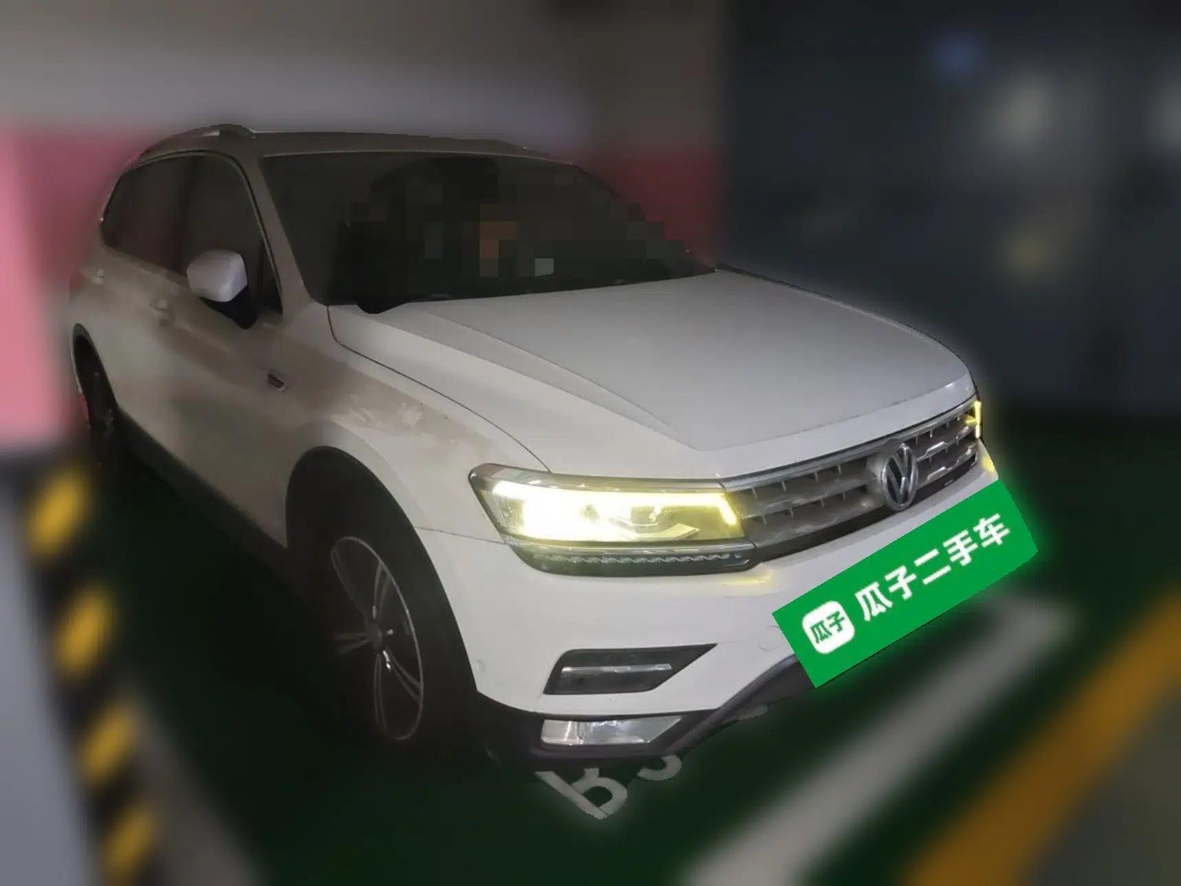 Volkswagen Tiguan L 2017 330TSI Automatic Two-Wheel Drive Flagship Edition — миниатюра 3