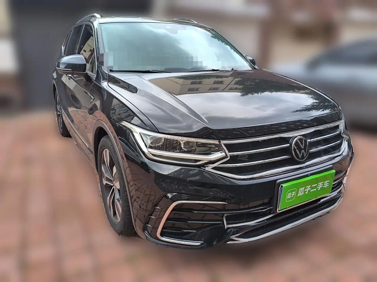 Volkswagen Tiguan L 2023 330TSI Automatic Two-Wheel Drive R-Line Enjoyment Edition — миниатюра 3
