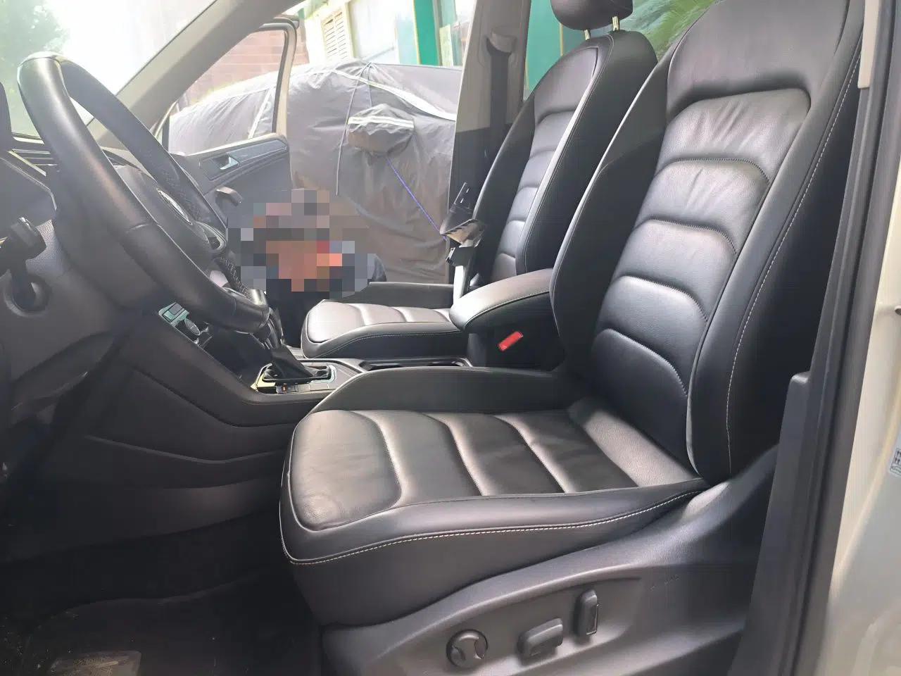 Volkswagen Tiguan L 2021 330TSI Automatic Two-Wheel Drive R-Line Enhanced Edition — миниатюра 15