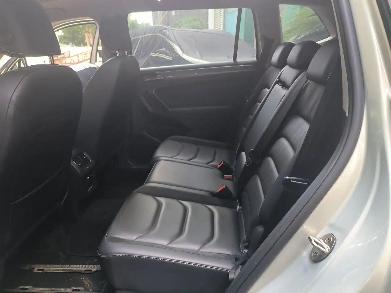 Volkswagen Tiguan L 2021 330TSI Automatic Two-Wheel Drive R-Line Enhanced Edition — миниатюра 17