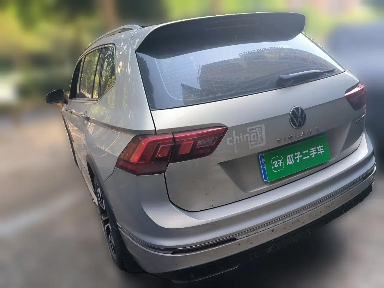 Volkswagen Tiguan L 2021 330TSI Automatic Two-Wheel Drive R-Line Enhanced Edition — миниатюра 4