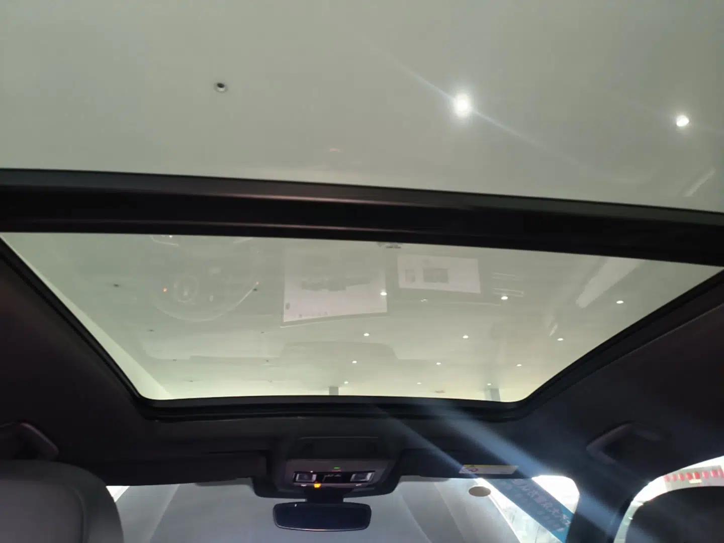 Volkswagen Tiguan L 2024 PRO 380TSI Four-Wheel Drive R-Line Prestige Edition — миниатюра 21