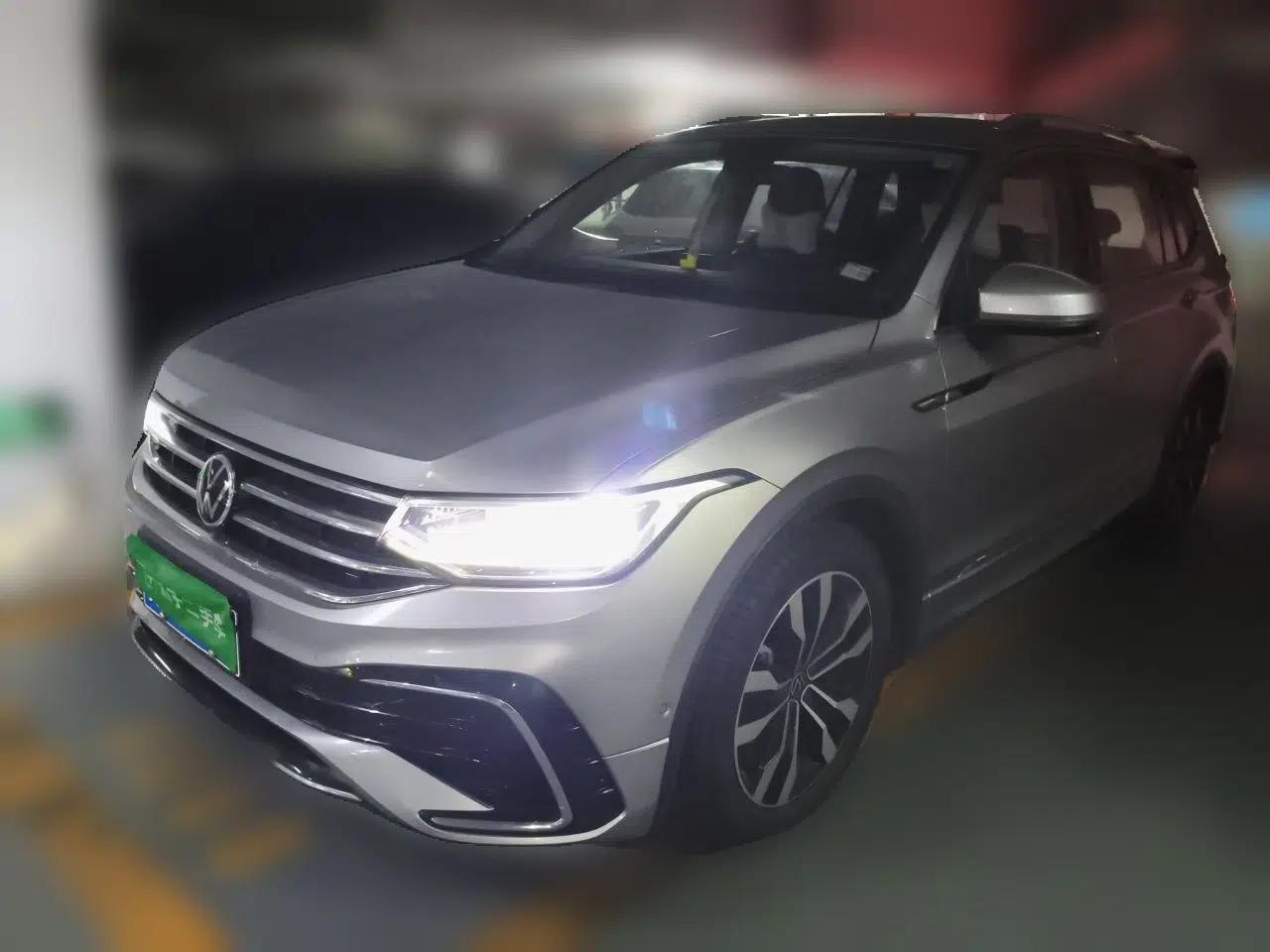 Volkswagen Tiguan L 2022 330TSI Automatic Two-Wheel Drive R-Line Enhanced Edition — миниатюра 1