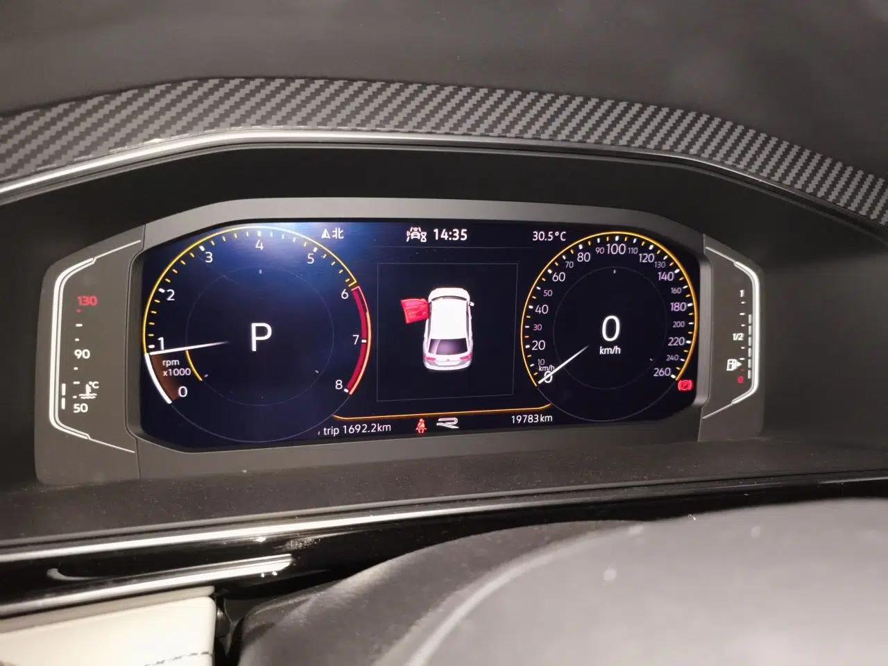 Volkswagen Tiguan L 2022 330TSI Automatic Two-Wheel Drive R-Line Enhanced Edition — миниатюра 12