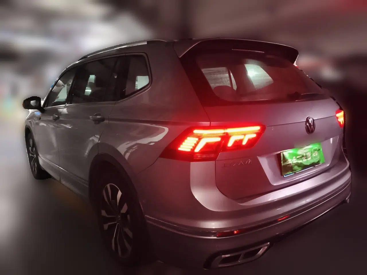 Volkswagen Tiguan L 2022 330TSI Automatic Two-Wheel Drive R-Line Enhanced Edition — миниатюра 4