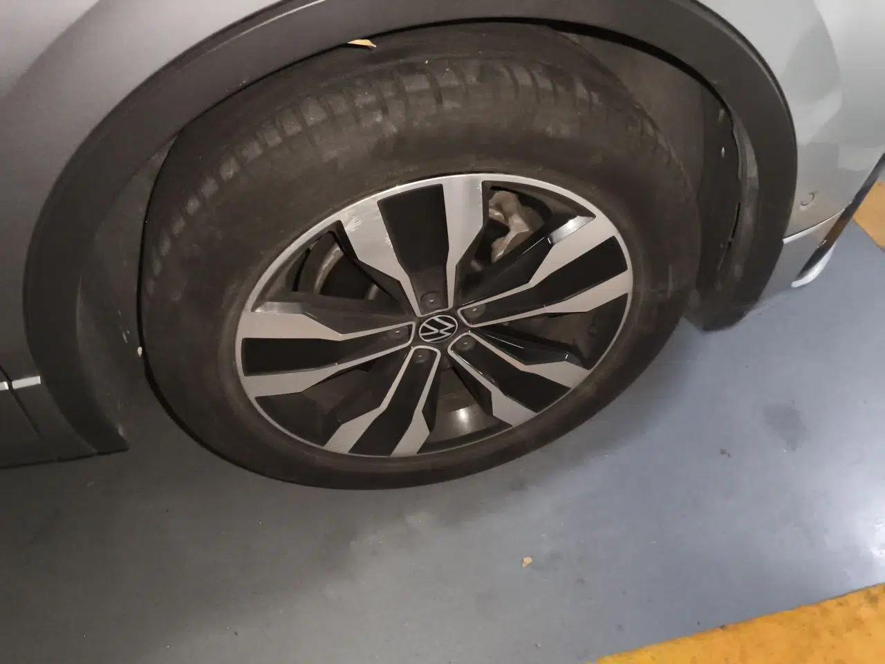 Volkswagen Tiguan L 2022 330TSI Automatic Two-Wheel Drive R-Line Enhanced Edition — миниатюра 8