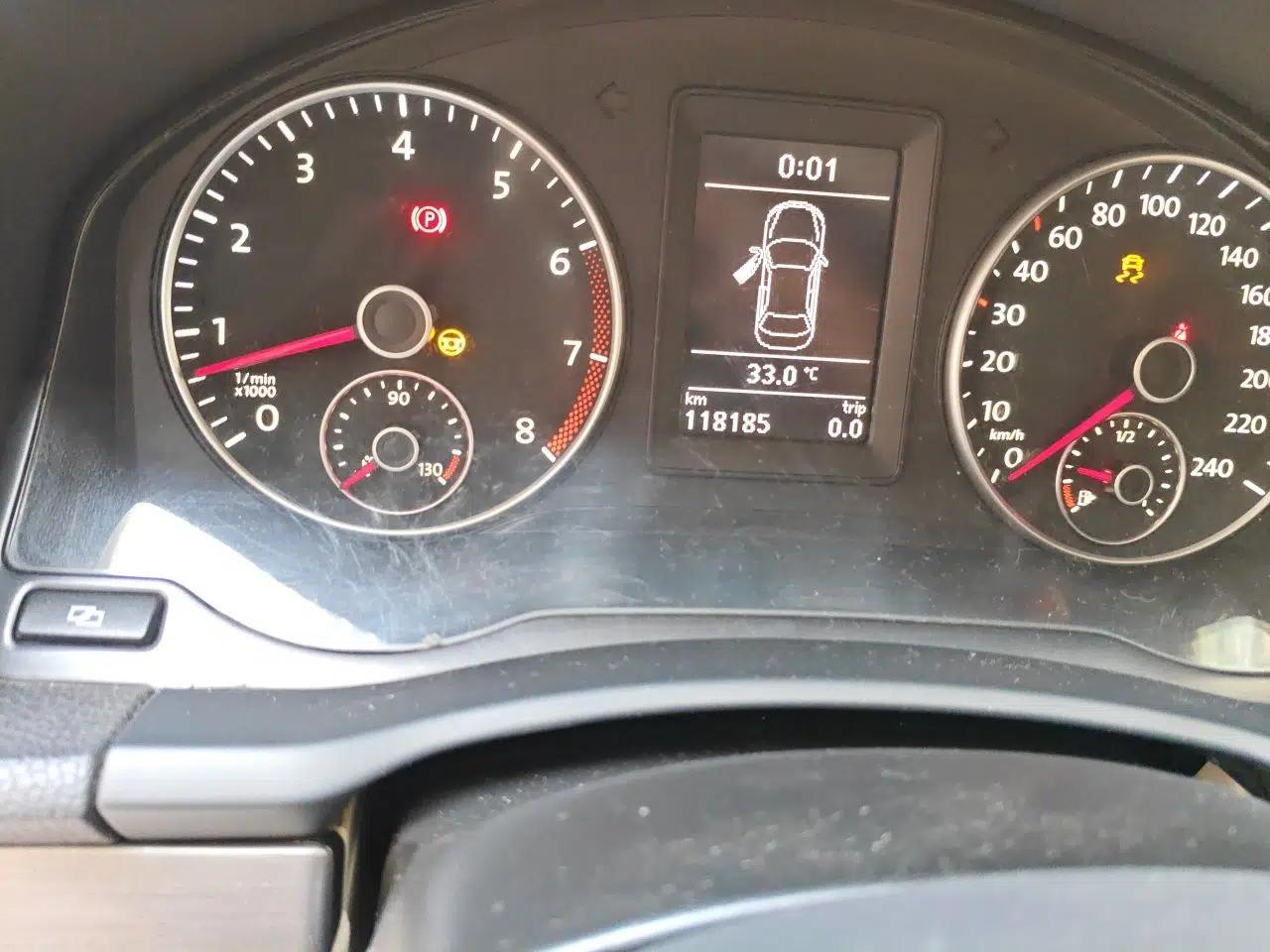 Volkswagen Sagitar 2011 1.4 TSI Manual Tech Model — миниатюра 12