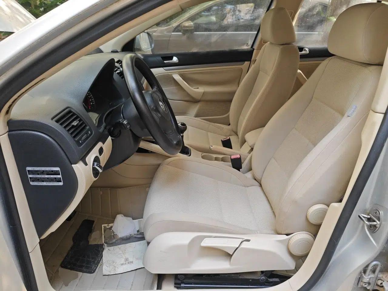 Volkswagen Sagitar 2011 1.4 TSI Manual Tech Model — миниатюра 15