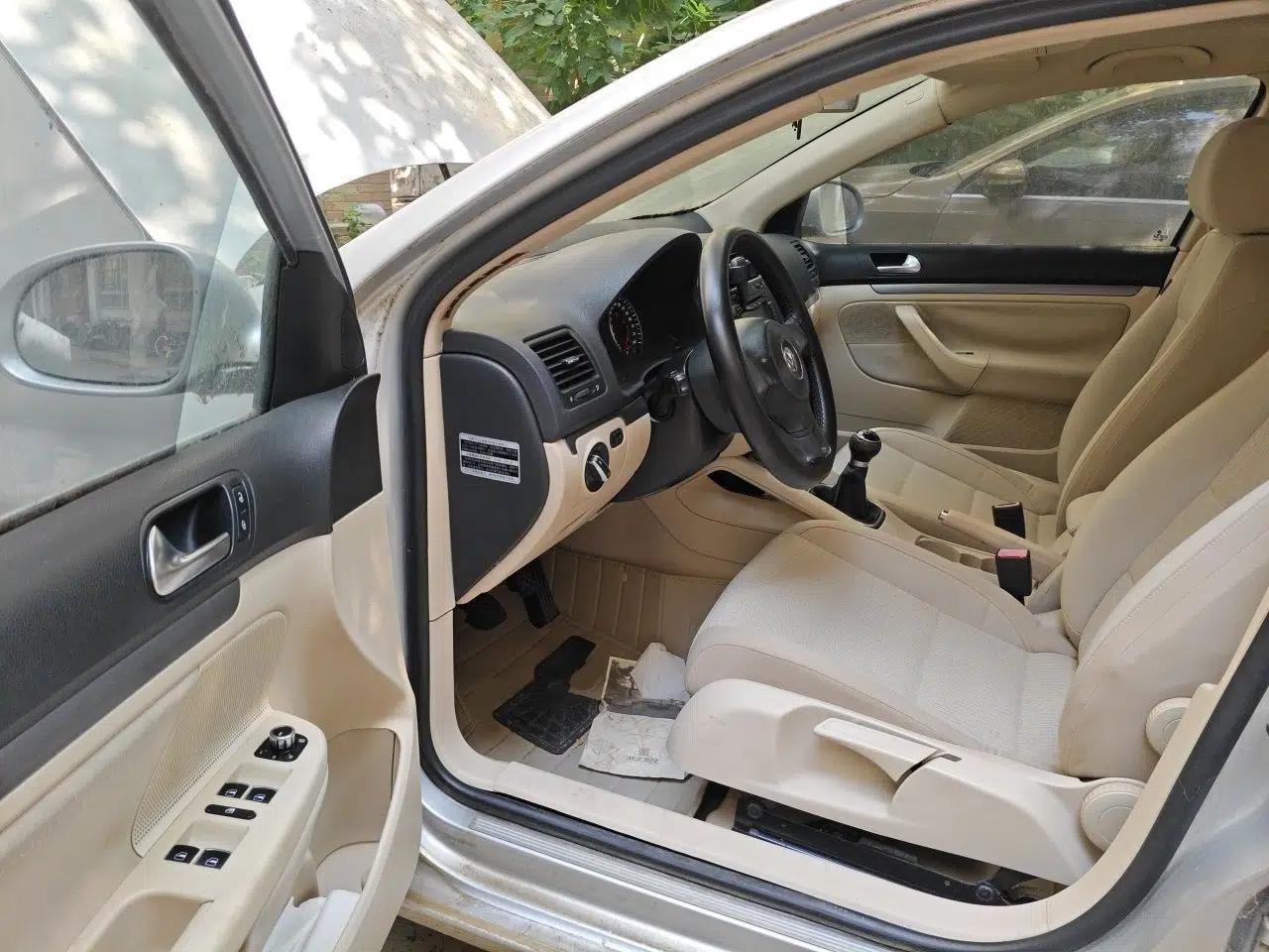 Volkswagen Sagitar 2011 1.4 TSI Manual Tech Model — миниатюра 16