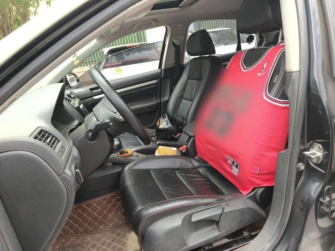 Volkswagen Sagitar 2011 1.8TSI Automatic Champion Edition — миниатюра 15