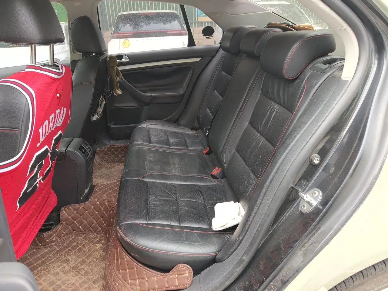 Volkswagen Sagitar 2011 1.8TSI Automatic Champion Edition — миниатюра 17