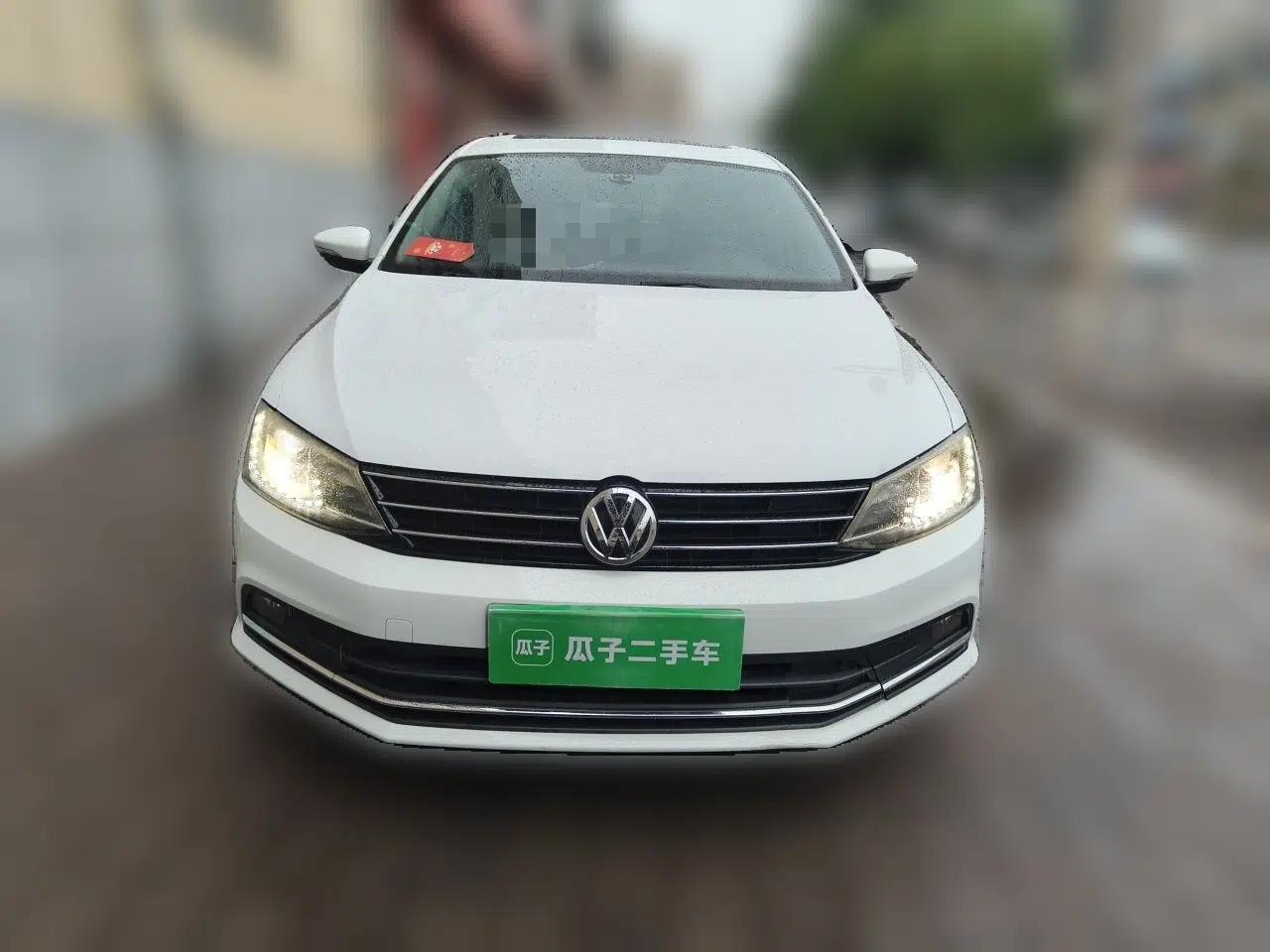 Volkswagen Sagitar 2015 230TSI Automatic Comfort Version — миниатюра 2